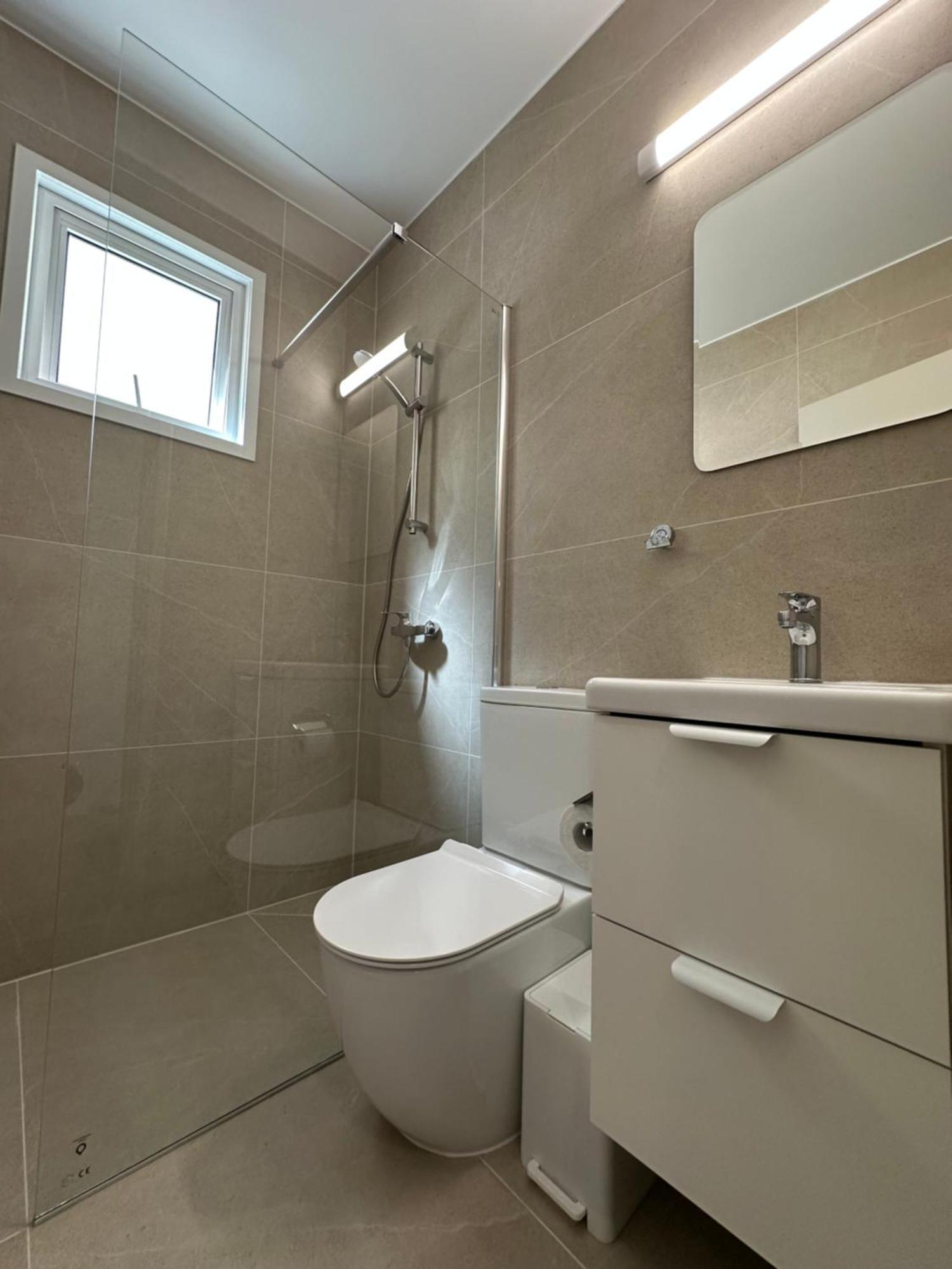 Olivia Mackenzie 2 Bedroom Flat With Pool Larnaca Exteriör bild