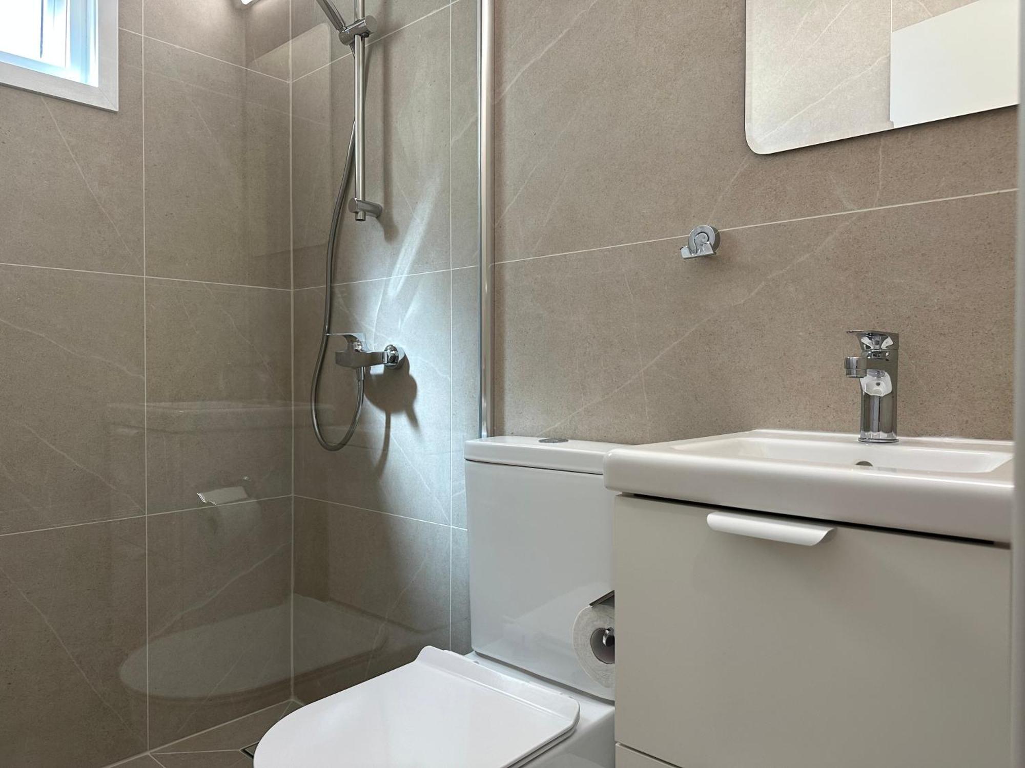 Olivia Mackenzie 2 Bedroom Flat With Pool Larnaca Exteriör bild